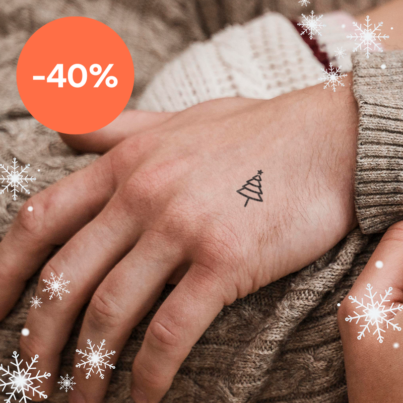 Mini Weihnachtsbaum Tattoo 🤫