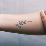 Blumenblatt Tattoo