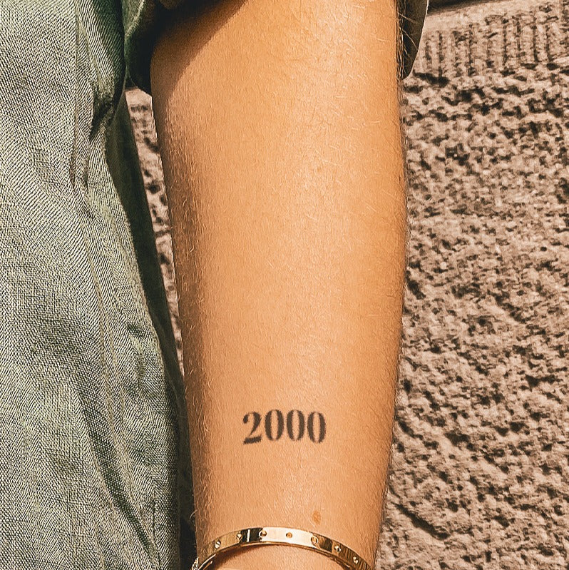 Geburtsdatum 2000 Tattoo (dick)