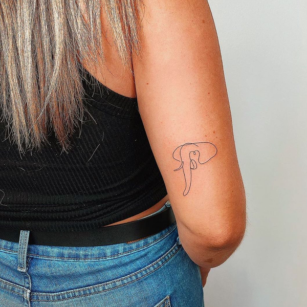 Abstrakter Elefant Tattoo